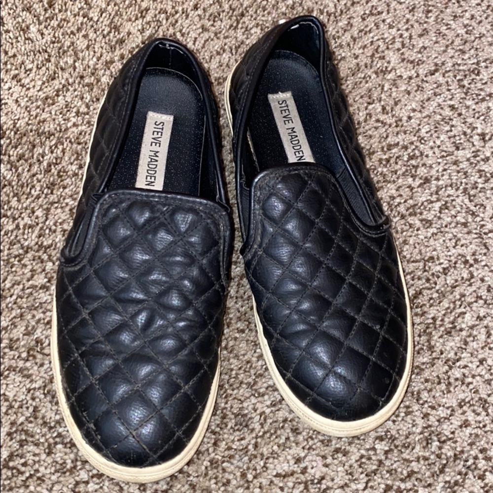 Steve madden slip on sneakers